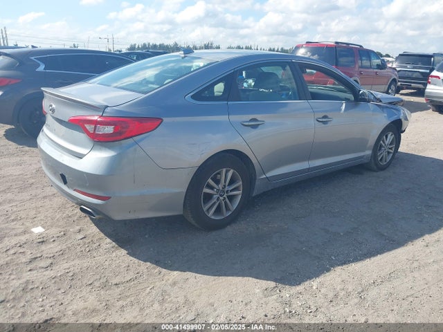 Hyundai SONATA SE 2016 5NPE24AF5GH287472 Image 4