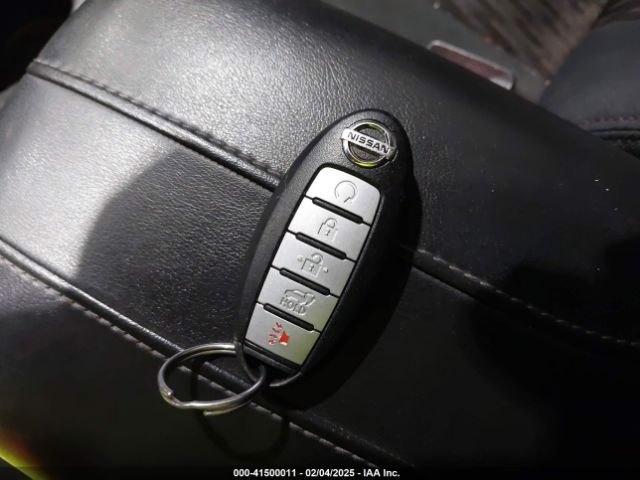 5N1AT2MV4HC866786 Nissan ROGUE SV