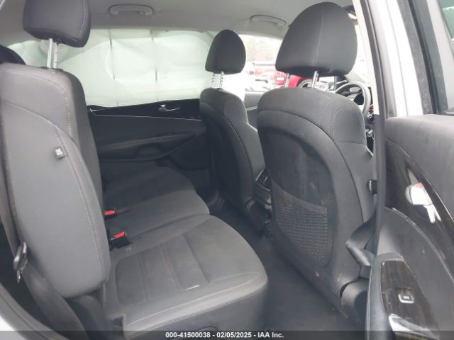 5XYPG4A52LG627955 KIA Sorento 3.3l Lx