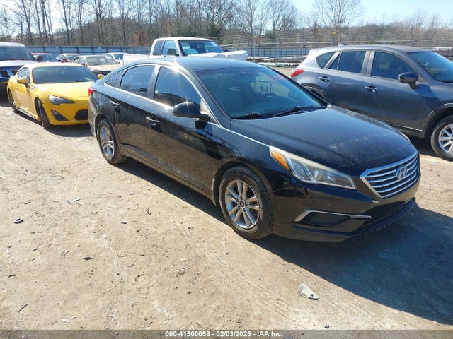 Hyundai SONATA SE 2017 5NPE24AF9HH499602 Image 1