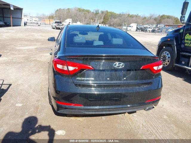 Hyundai SONATA SE 2017 5NPE24AF9HH499602 Image 16