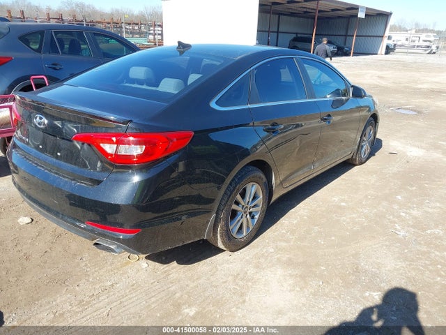 Hyundai SONATA SE 2017 5NPE24AF9HH499602 Image 4