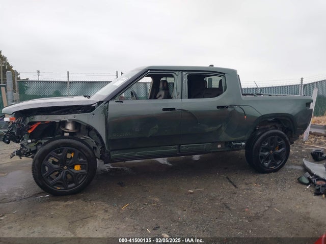 Продаж на аукціоні авто 2022 Rivian R1t Adventure, vin: 7FCTGAAA7NN016514, номер лоту: 41500135