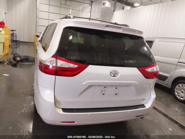 5TDYK3DCXFS553554 Toyota Sienna Xle/limited