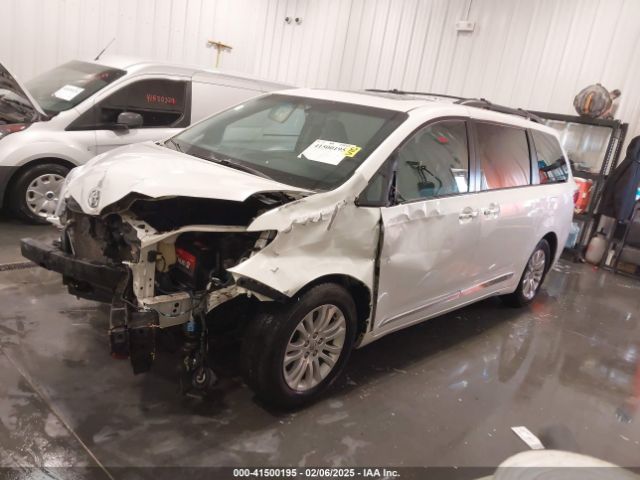 5TDYK3DCXFS553554 Toyota Sienna Xle/limited