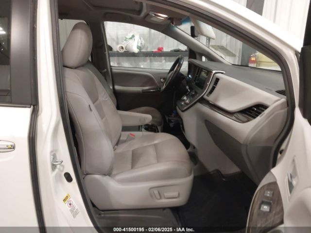 5TDYK3DCXFS553554 Toyota Sienna Xle/limited