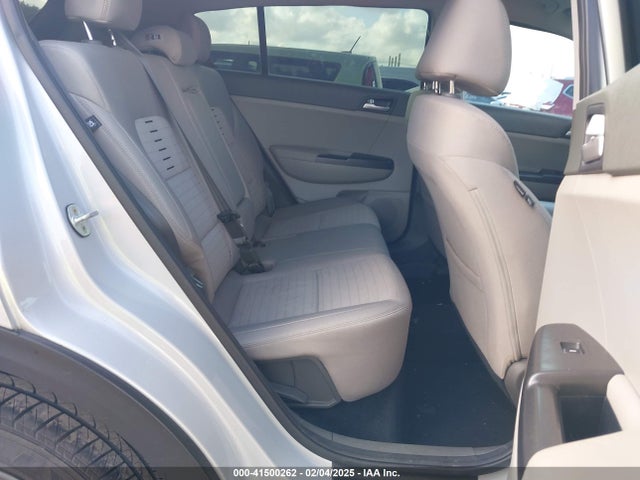KNDPM3AC0J7347821 KIA Sportage Lx