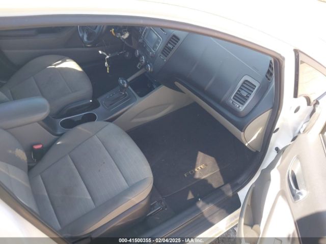 KNAFX4A8XE5091626 KIA FORTE EX