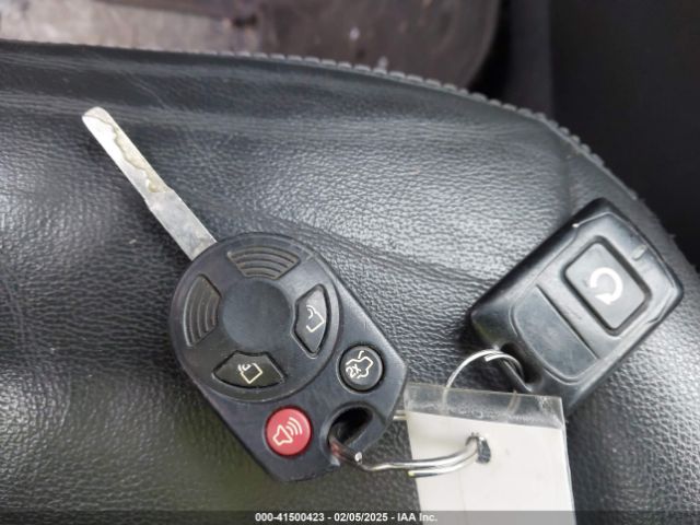 1FMCU0HD3JUA71031 Ford ESCAPE SEL