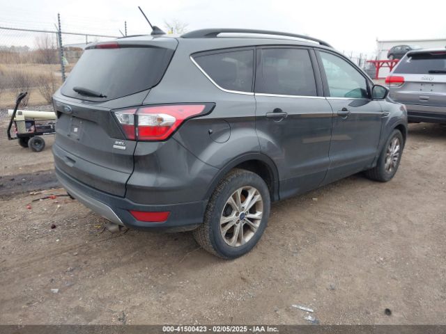 1FMCU0HD3JUA71031 Ford ESCAPE SEL