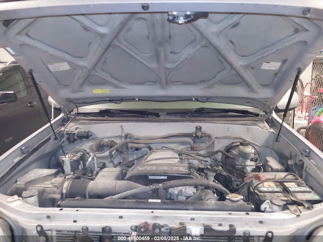 2002 Toyota Sequoia Sr5 V8 მანქანა იყიდება აუქციონზე, vin: 5TDBT44A62S073478, აუქციონის ნომერი: 41500459