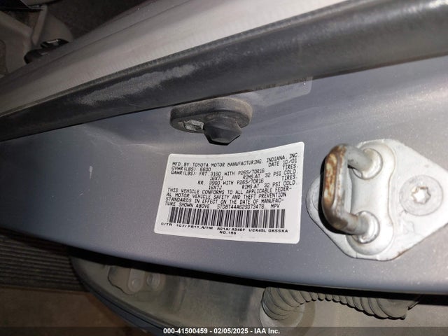 2002 Toyota Sequoia Sr5 V8 მანქანა იყიდება აუქციონზე, vin: 5TDBT44A62S073478, აუქციონის ნომერი: 41500459