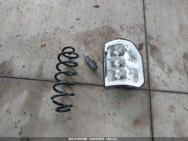 3FTTW8E32NRA66134 Ford Maverick Lariat