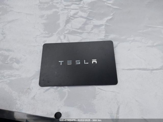 7SAYGAEE3NF573141 Tesla Model Y Long Range Dual Motor All-wheel Drive