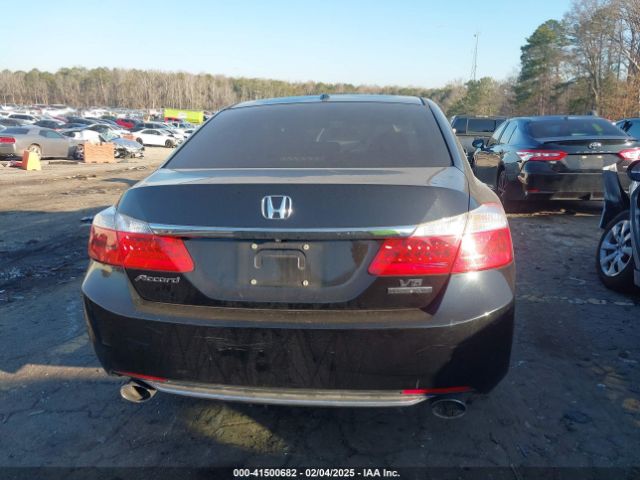 1HGCR3F90EA025817 Honda Accord Touring