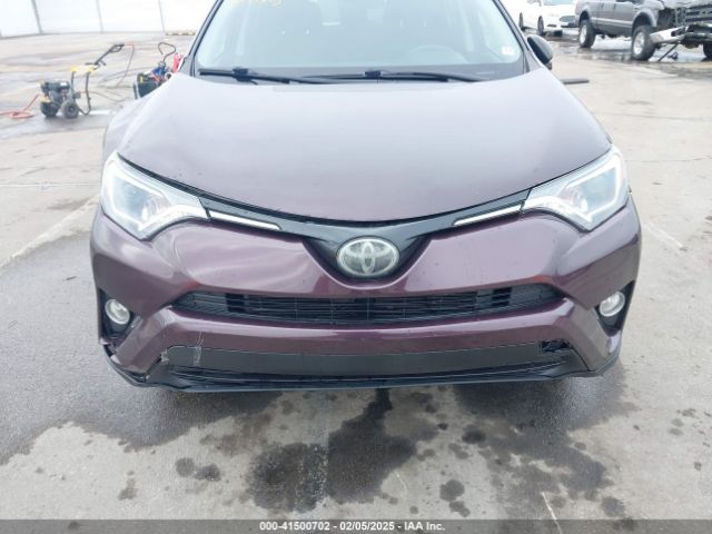 2T3BFREV6HW658462 Toyota RAV4 LE