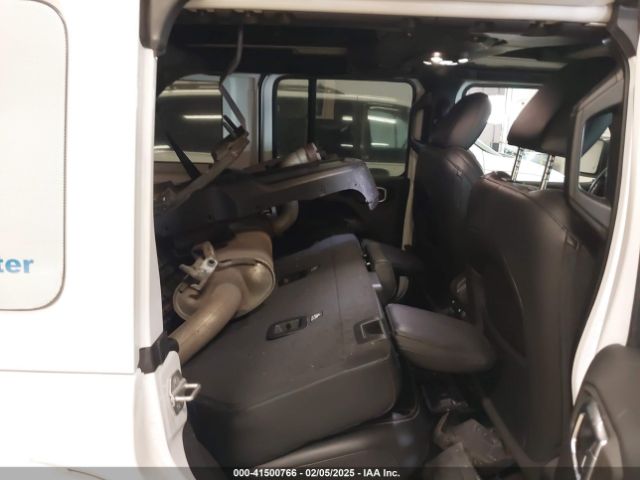 1C4JJXP61PW557060 Jeep Wrangler 4xe Sahara 4x4