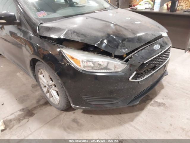 1FADP3K22GL263814 Ford FOCUS SE