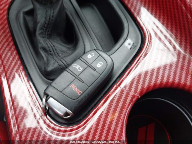 2C3CDZBT4HH604627 Dodge Challenger R/t