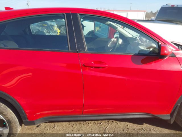 3CZRU5H36JM718491 Honda HR-V LX