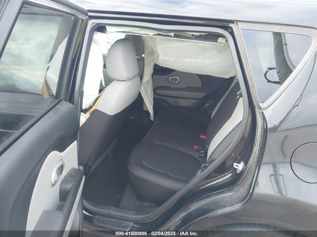 KNDJN2A29G7405177 KIA Soul