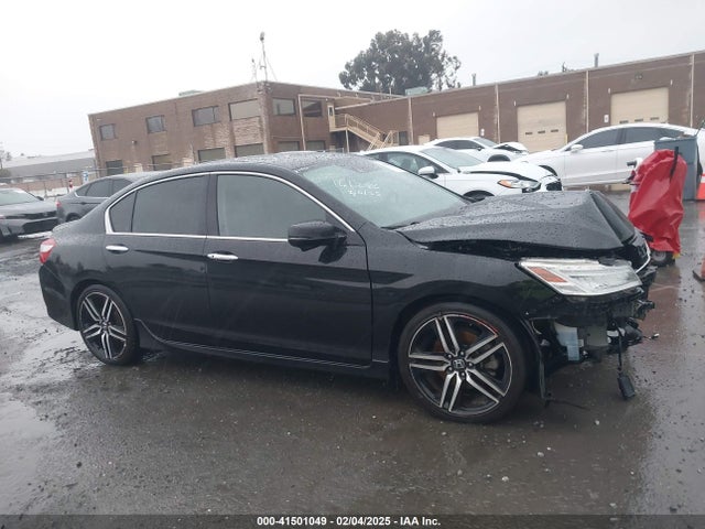 1HGCR3F96GA020561 Honda Accord Touring