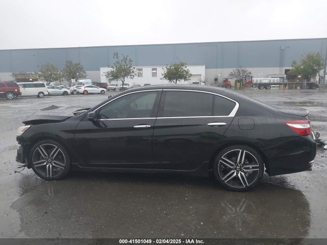 1HGCR3F96GA020561 Honda Accord Touring