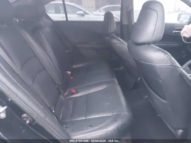 1HGCR3F96GA020561 Honda Accord Touring