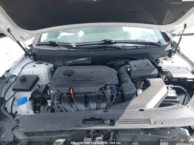 5NPE24AF1KH758199 Hyundai SONATA SE