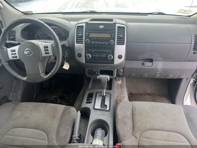 Nissan Frontier 2015 1N6BD0CT0FN73927 Image 10