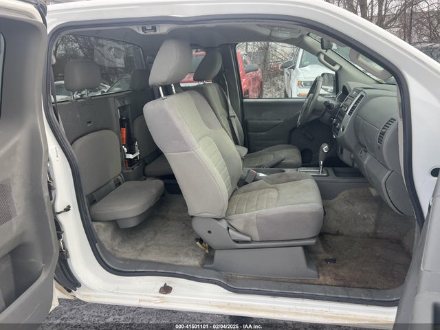 Nissan Frontier 2015 1N6BD0CT0FN73927 Image 5