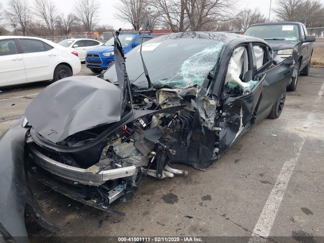 2023 TESLA MODEL 3 5YJ3E1ECXPF595295 Photo 1