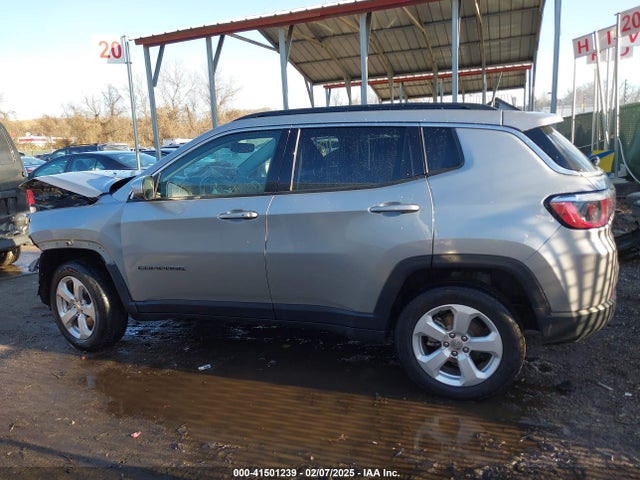 3C4NJDBB7LT148324 Jeep Compass Latitude 4x4