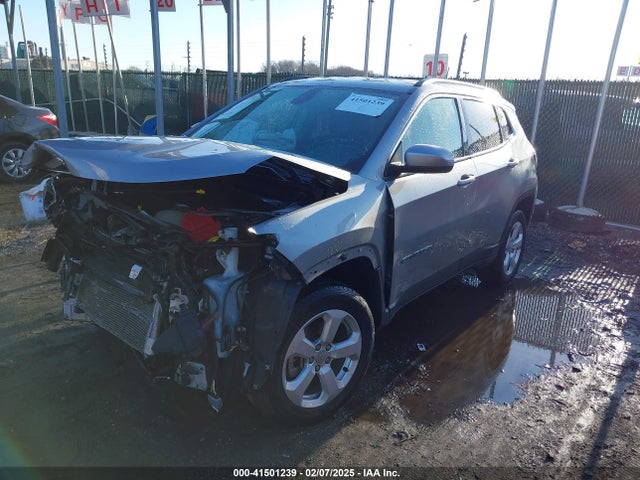 3C4NJDBB7LT148324 Jeep Compass Latitude 4x4