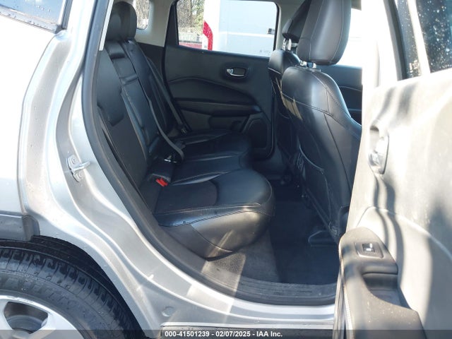 3C4NJDBB7LT148324 Jeep Compass Latitude 4x4