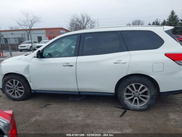 5N1AR2MM9EC720448 Nissan Pathfinder S