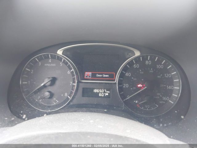 5N1AR2MM9EC720448 Nissan Pathfinder S
