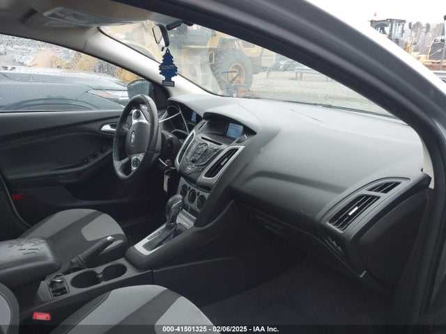 Ford FOCUS SE 2014 1FADP3F26EL251334 Image 5
