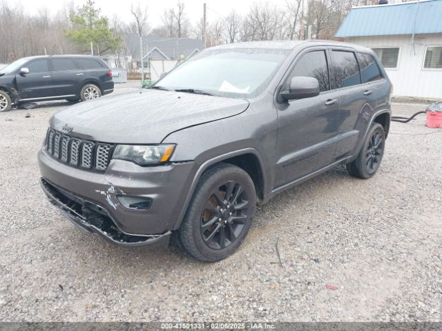 1C4RJFAGXJC388163 Jeep Grand Cherokee Altitude 4x4