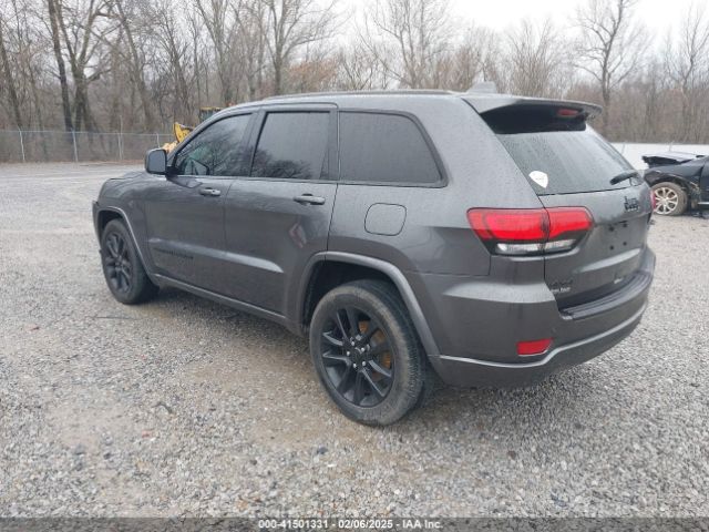 1C4RJFAGXJC388163 Jeep Grand Cherokee Altitude 4x4