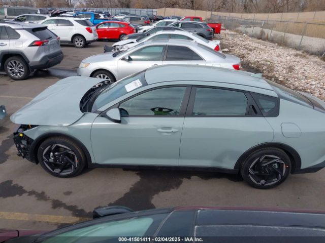 3KPFU4DE2SE053689 KIA K4 Ex