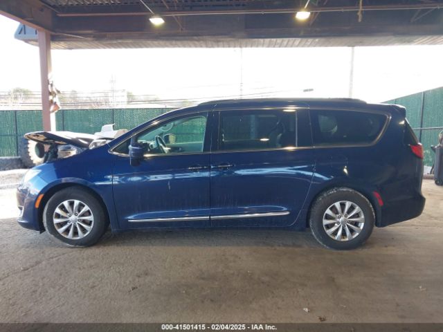 2C4RC1BG8HR803784 Chrysler Pacifica Touring-l
