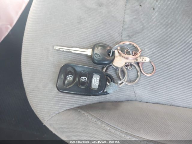 5NPD74LF9HH207523 Hyundai ELANTRA SE