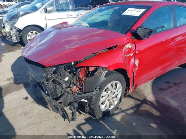 5NPD74LF9HH207523 Hyundai ELANTRA SE