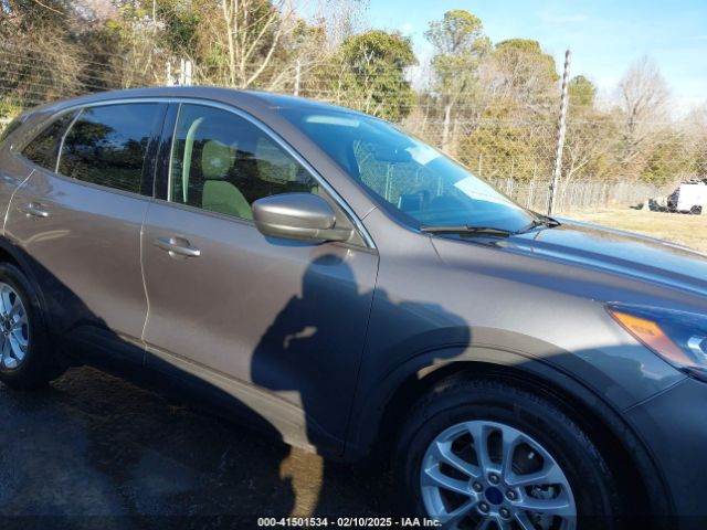 1FMCU0G66MUA49290 Ford ESCAPE SE