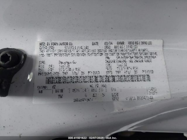 1FADP3K28GL302051 Ford FOCUS SE