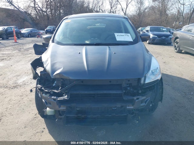 1FMCU0GXXFUC65428 Ford ESCAPE SE