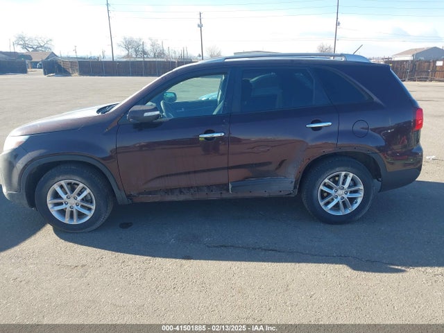 KIA Sorento Lx V6 2015 5XYKTDA76FG602908 Image 14