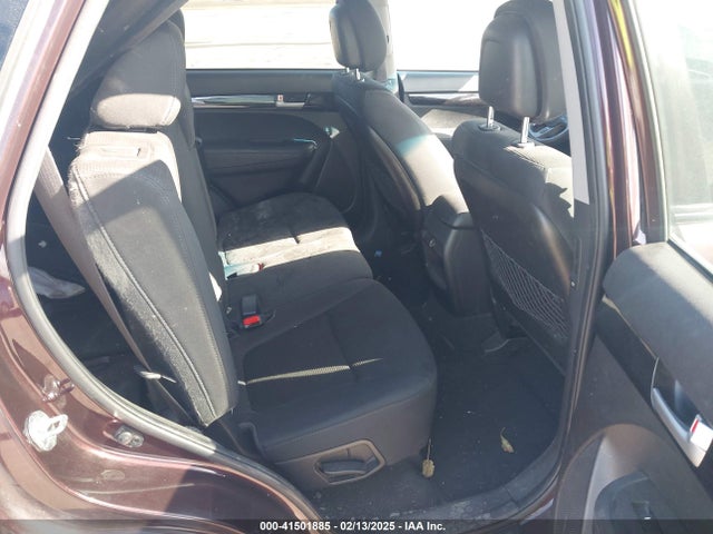 KIA Sorento Lx V6 2015 5XYKTDA76FG602908 Image 8