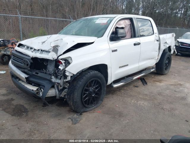 5TFDW5F18FX475571 Toyota Tundra Sr5 5.7l V8